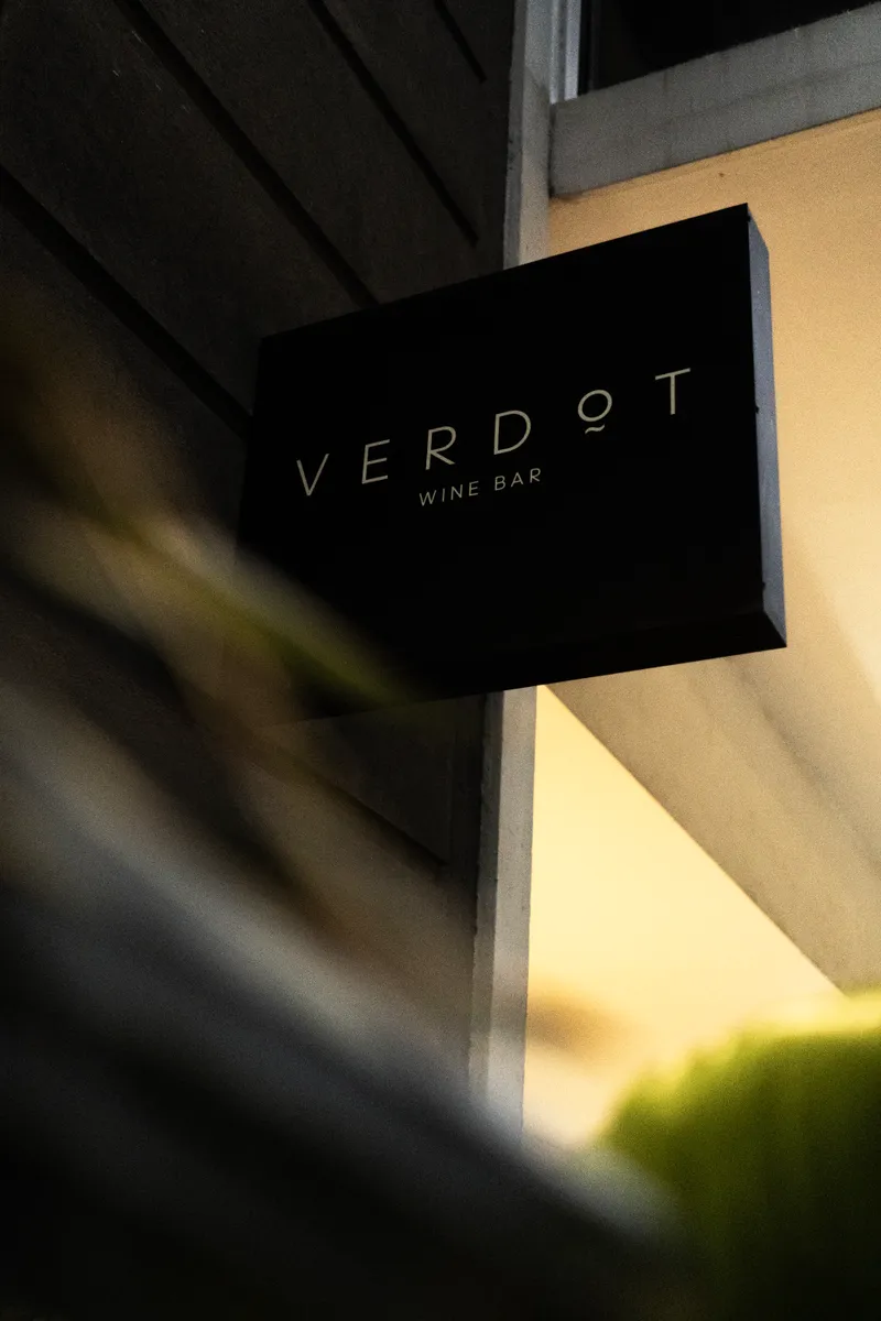 Sobre Verdot Wine Bar